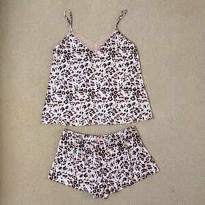 NEVER WORN Pink and Brown Leopard Print Pajama Set